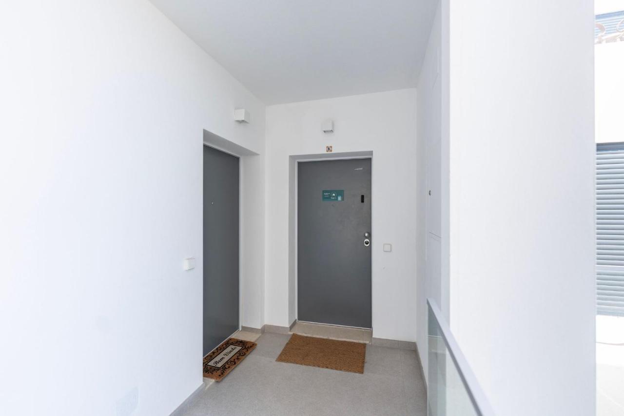 Appartement Stunning 3 Bdr Flat W/ Rooftop Pool By Lovelystay